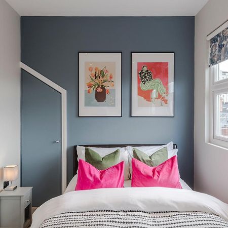 Stunning 3 Bed Duplex Apartment In The Heart Of West Hampstead Londra Esterno foto