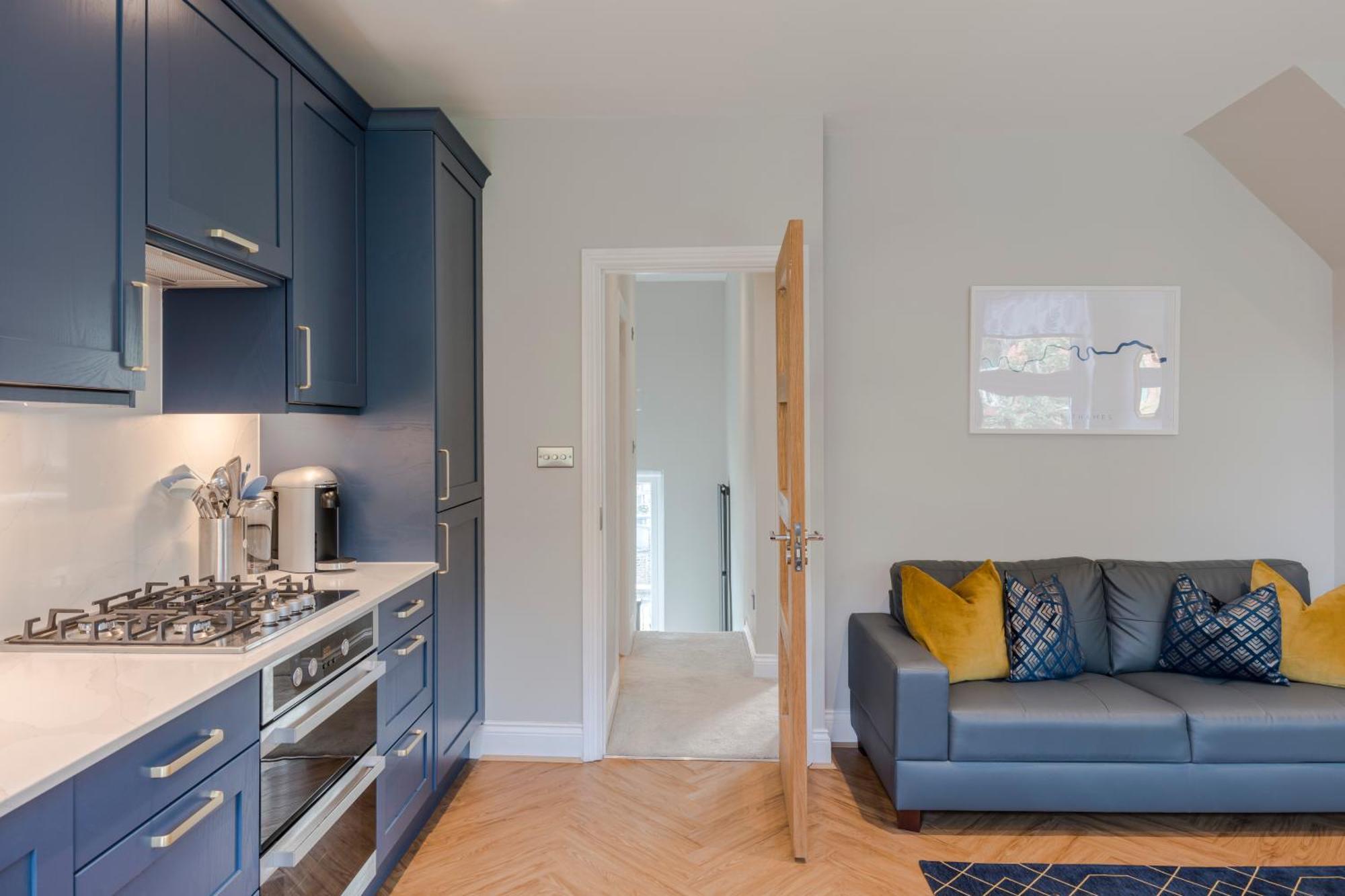 Stunning 3 Bed Duplex Apartment In The Heart Of West Hampstead Londra Esterno foto