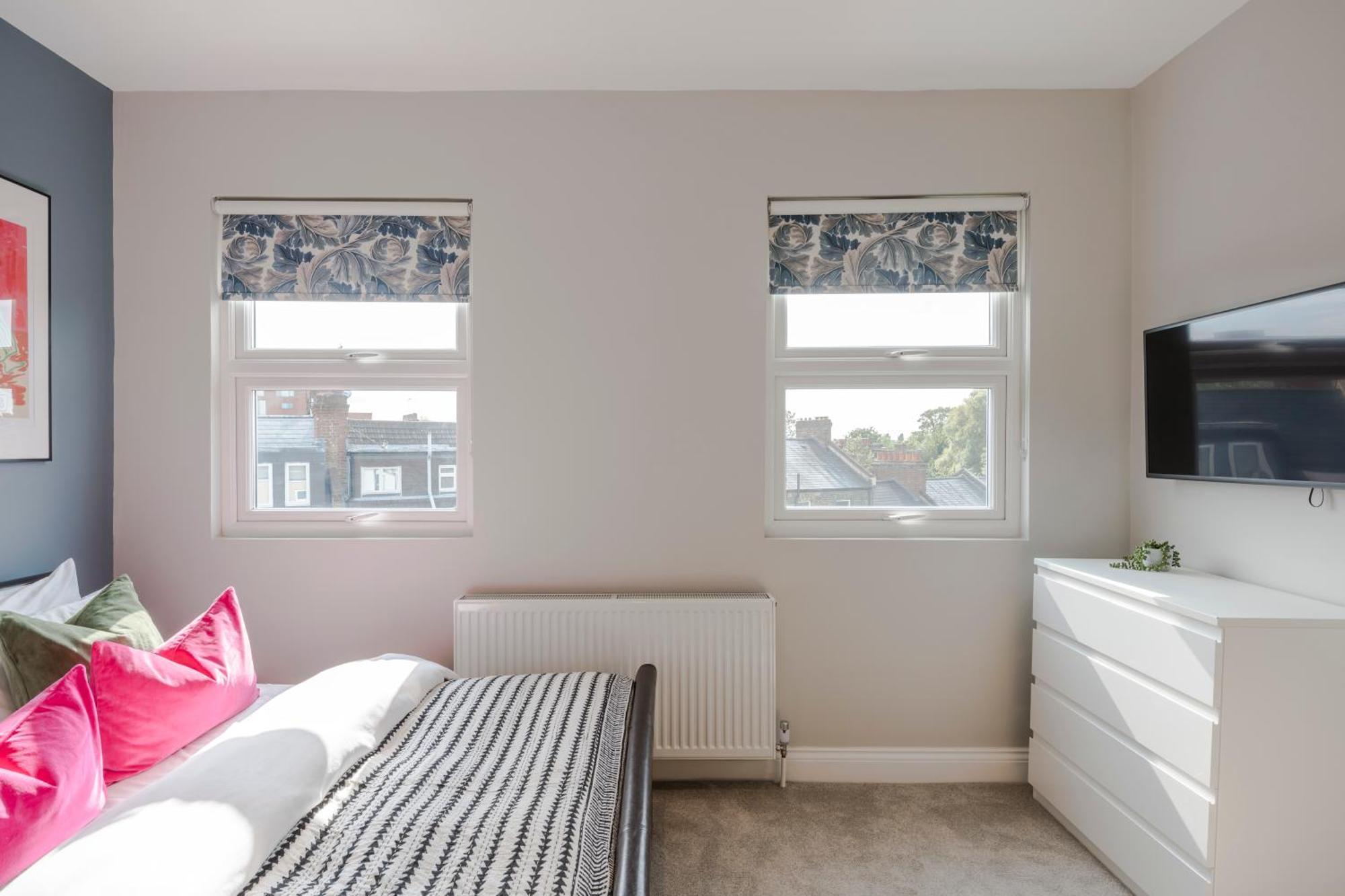 Stunning 3 Bed Duplex Apartment In The Heart Of West Hampstead Londra Esterno foto