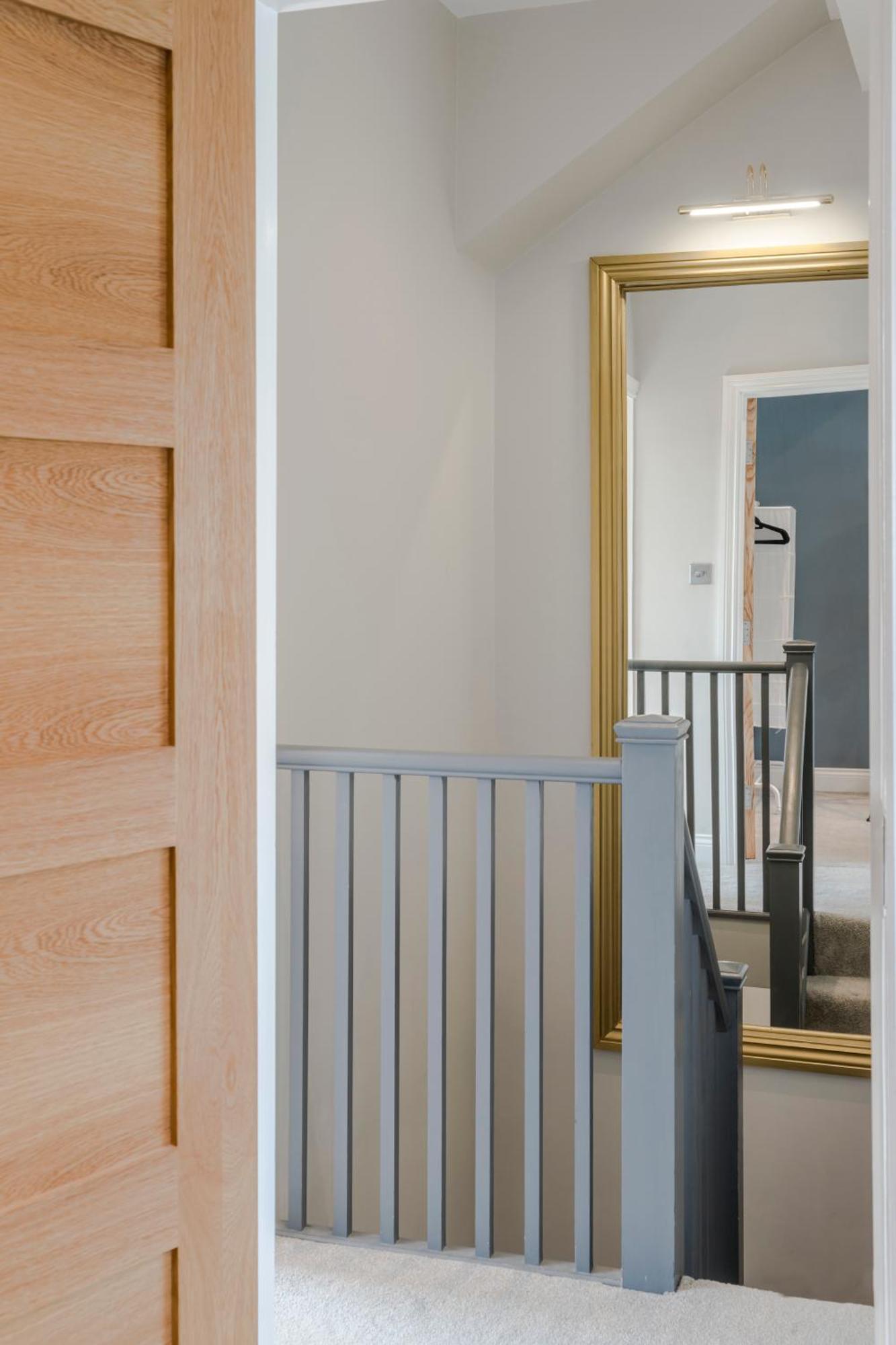 Stunning 3 Bed Duplex Apartment In The Heart Of West Hampstead Londra Esterno foto